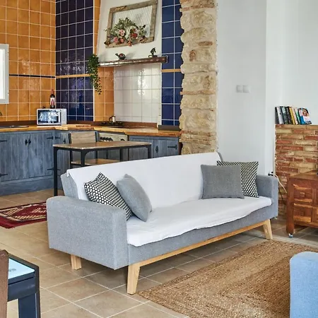 Апартаменты Lovely In The Center Of City, Happyalicante.com